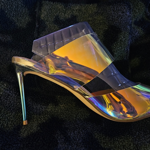 Steve Madden Iridescent Heels - Picture 1 of 2